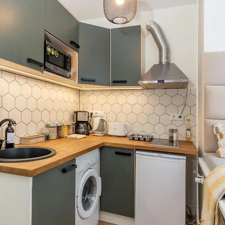 Apartment In The Heart Of Paernu, Free Parking! Parnu